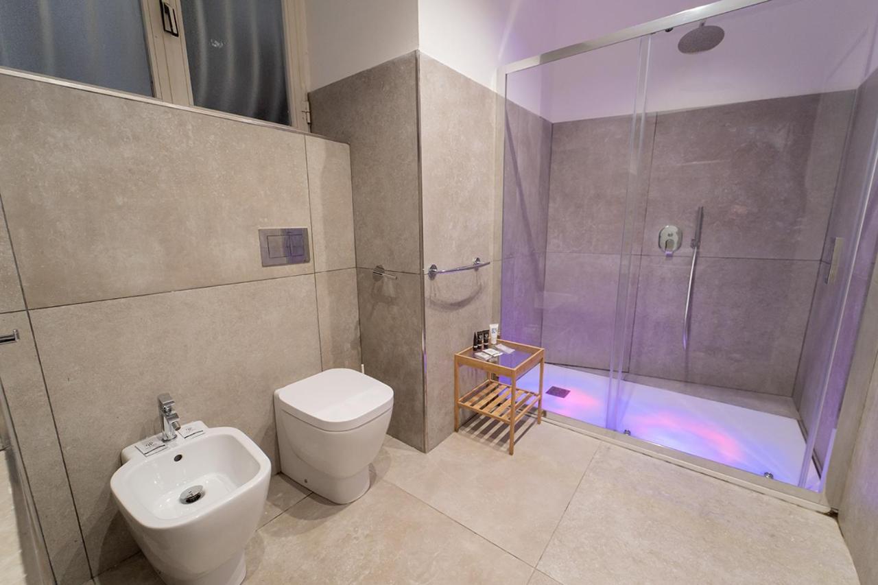 Le 4 Stagioni Dante H Napoli Centro, By Clapa Group Hotel Ngoại thất bức ảnh